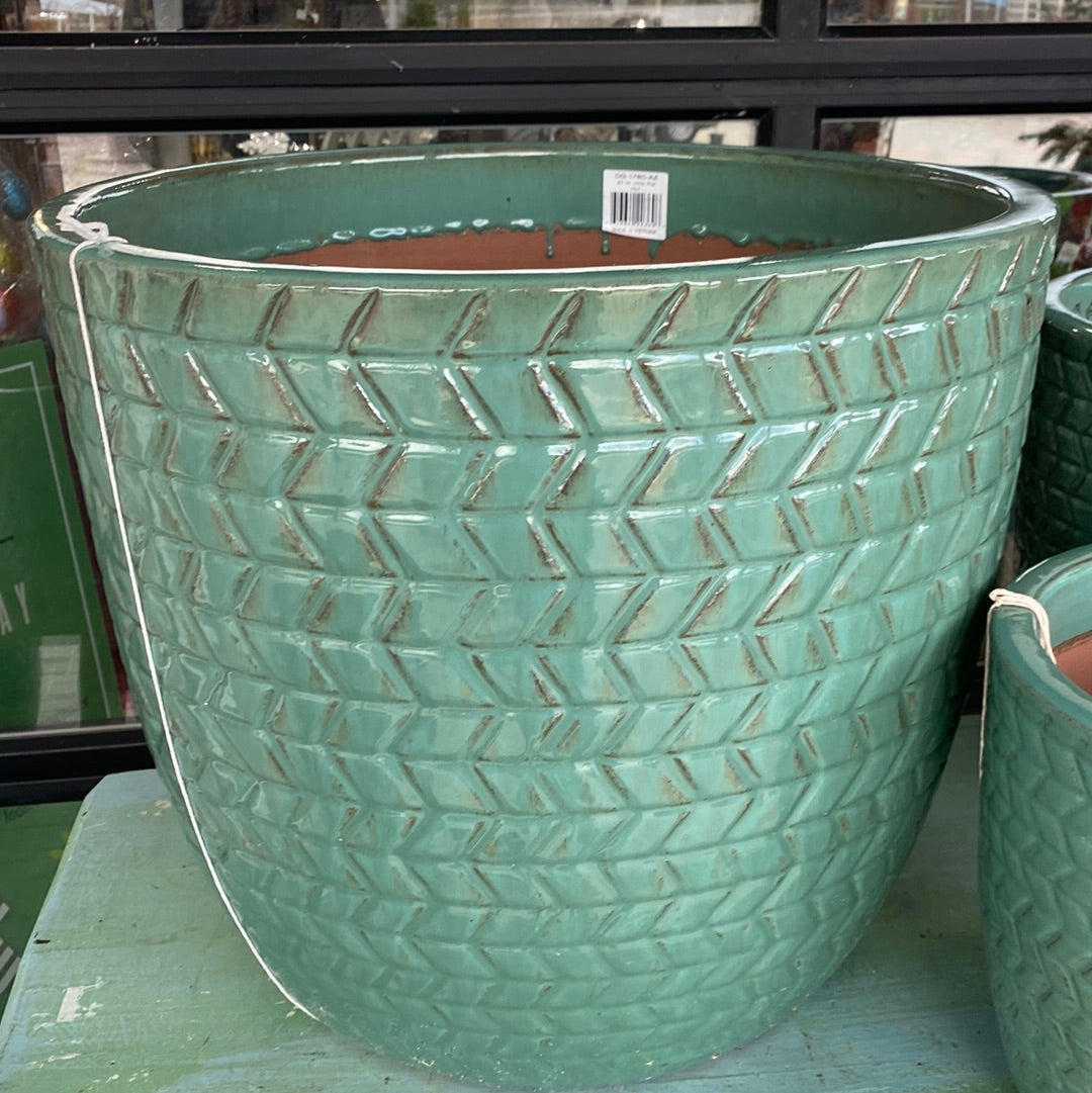 Pottery, Hiro Azul 21”