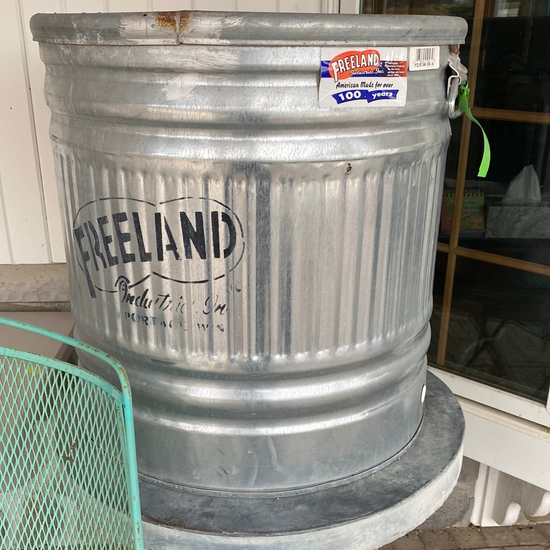 Freeland Galvanized TankPlanter-2'x2'x3'