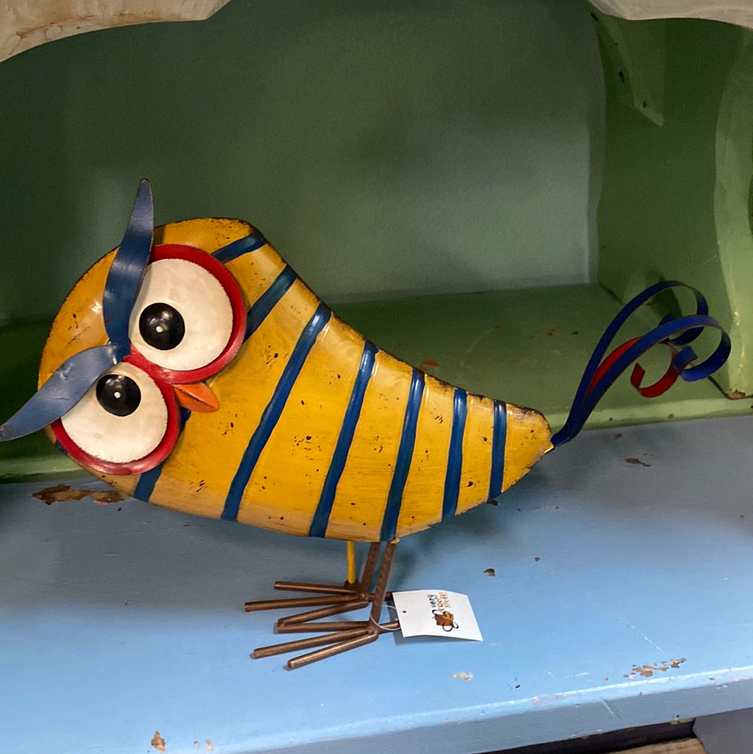 Chicken / Owl Standing - Metal Garden Art