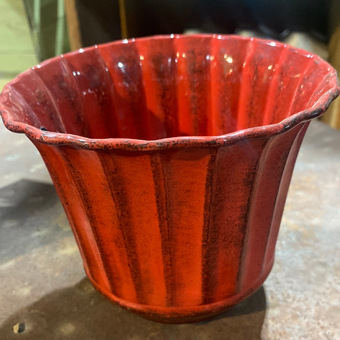 Metal Planter - Red-round : 6"
