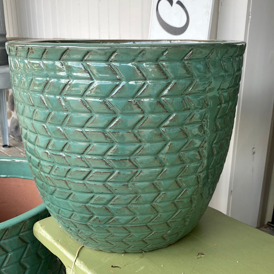 Pottery, Hiro Azul 17”