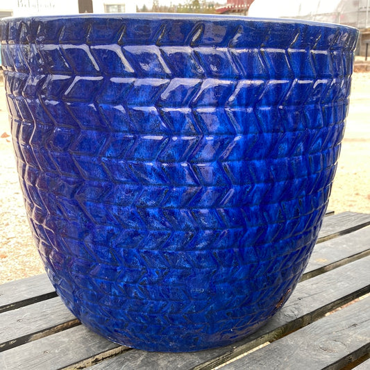 Pottery, Hiro Falling Blue  21”