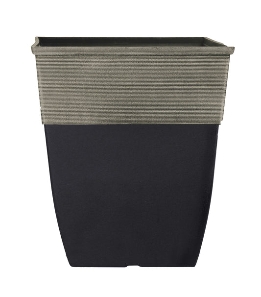Hendrix square planter 17"