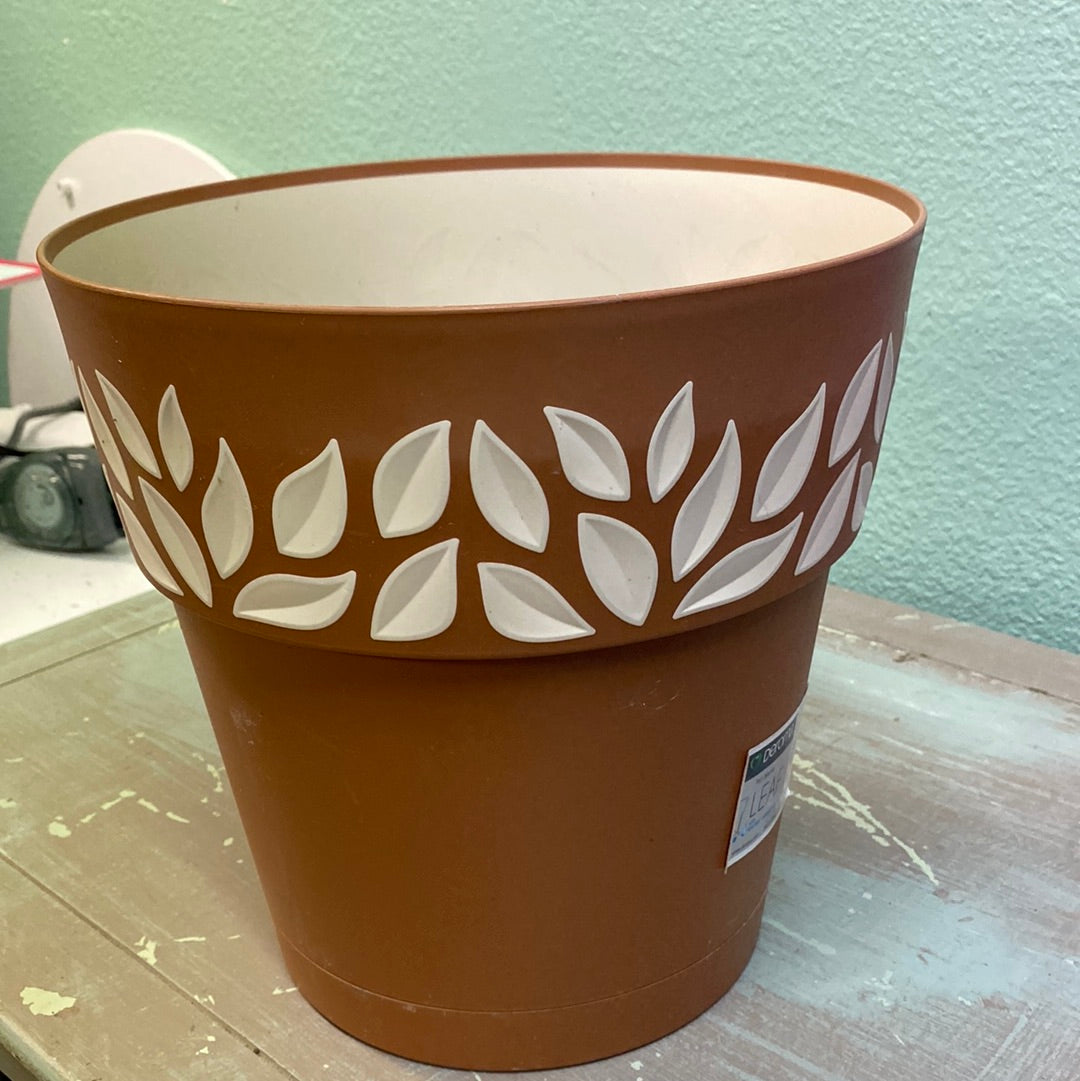 Leaf Planter - tan 11.8"