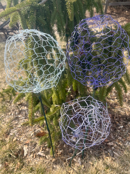 Chicken Wire Alliums Garden Art Workshop