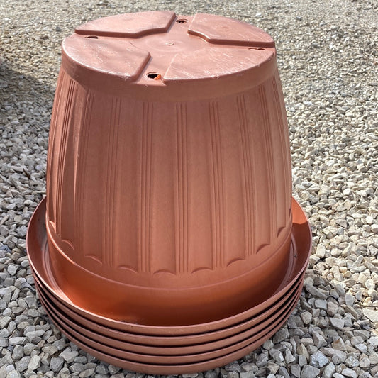 Planter, Terra cotta plastic