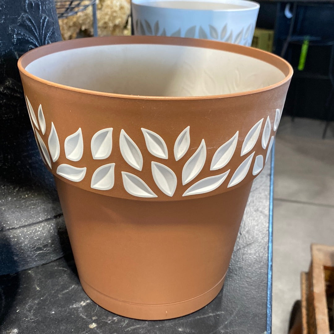 Leaf Planter - tan 7.5"
