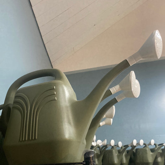 Watering can, Olive green 2 gallon